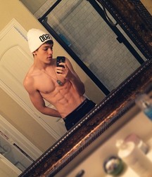 self pics 3 5e8bd45f67c6f.jpg