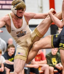 bulges in action boys porn gay 5e98c64c76f6d.jpg