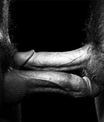 monochrome set 5e99d313a62ee.jpg