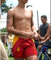 striking in red - twink boys gay 5e9b361370af9.jpg