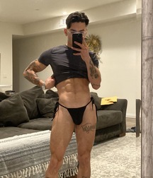 gay tube show your six-packs 5ead90b812f74.jpg