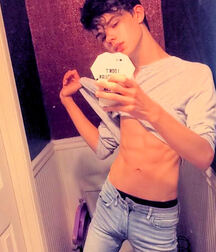 gay tube show your six-packs 5ead90c595cd3.jpg
