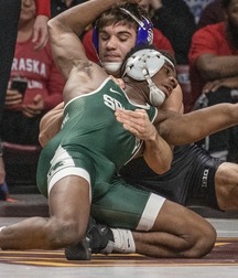 bulging action 5eb3164b88dc8.jpg