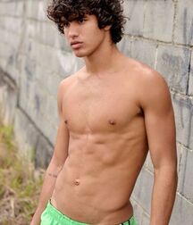 shirtless longhaired twinks 5ebbdedbb02bc.jpg