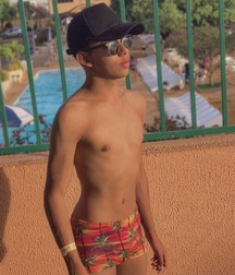 cap boys twinks  5ebe96a71d711.jpg