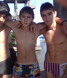 three amigos 2 twinks 5ebfd3d85863e.jpg