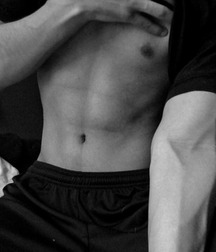 show those six-packs 5ec1cc737bf25.jpg