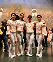 twinks ballet tight tights 5ec55dc27eb0c.jpg