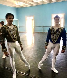 twinks ballet tight tights 5ec55dd3c5da7.jpg