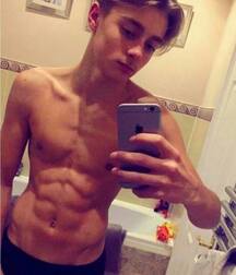 straight selfies boys porn 5ec94b857b43e.jpg