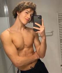 straight selfies boys porn