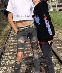 twinks porn crop-topped cuties 5ecfda09e9c05.jpg