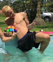 aqua twinks porn boys 5ed13747ba555.jpg