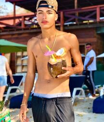 ballcapped boys 5ee398bf8eb98.jpg