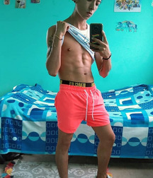ballcapped boys 5ee398c6ac3f3.jpg