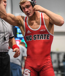 grapplers in red twink porn boys 5eee867e32571.jpg