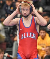 grapplers in red twink porn boys 5eee8688454ce.jpg