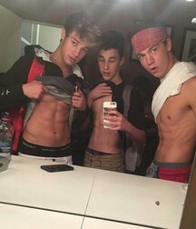 bare chested boys porn 5efcd9ac60c28.jpg