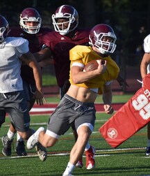 football crop tops twinks porn 5eff55fb1b2b9.jpg