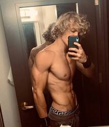 weekend gay tube pics 5 boys porn 5f09ac43d442c.jpg
