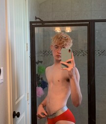 gay tube seeing twinks porn in red 5f0b14cf24822.jpg