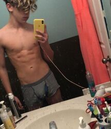 selfie snapshots 2 twinks 5f15c622692f8.jpg