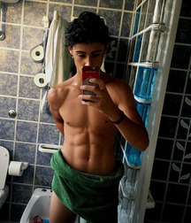 selfie snapshots 2 twinks 5f15c6255ab26.jpg