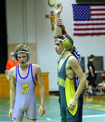 wrestlers winning bulges sports twinks 5f15c701073a7.jpg