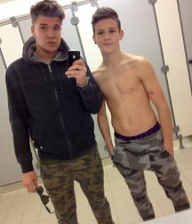 Sunday's gay tube mix 5f2773e43d8d2.jpg