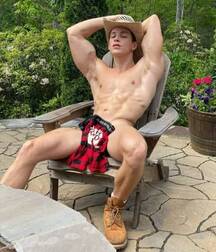 he is shy gay tube 5f2f44add62ff.jpg