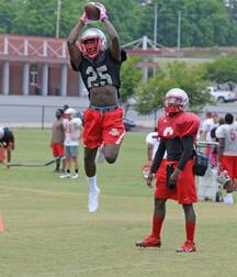 football practice gay tube 5f301779ccd0e.jpg