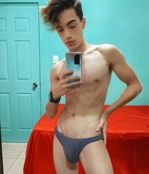 selfies twinks 5f33e3cc393b7.jpg