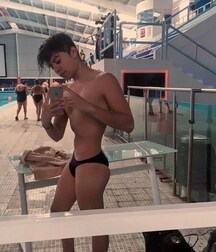 selfies twinks 5f33e3dd107db.jpg