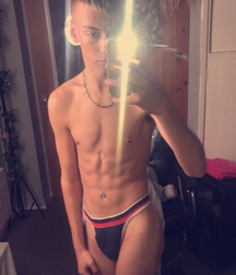 poser pics gay tube mix 5f428dee3b943.jpg