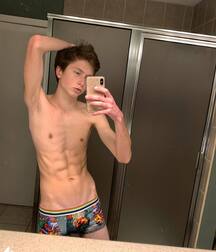 poser pics gay tube mix 5f428e0699ad9.jpg