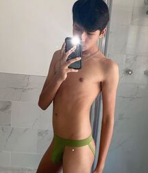 Picture my pecs gay tube 5f4f893f9e410.jpg