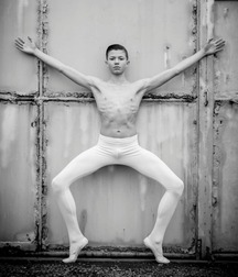 ballet boys bulges gay tube guys 5f5693db6dde6.jpg