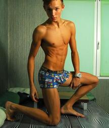 bare -chested boys gay tube porn selfies 5f5a2e2fbf348.jpg