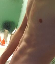 bare -chested boys gay tube porn selfies 5f5a2e32970f1.jpg