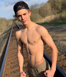 sweet shirtless boys gay tube 5f70afa2b8680.jpg