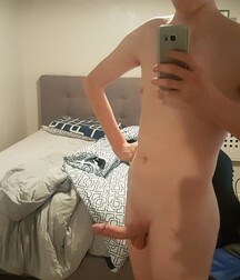 gay tube selfie sticks 5f944d277a2b6.jpg