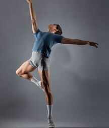 ballet boys bulging gay tube 5f98b174b964e.jpg