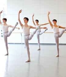 ballet boys bulging gay tube 5f98b19e24c72.jpg