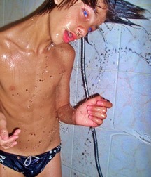 aqua twinks gay tube shirtless 3 5fad6ab1618c0.jpg