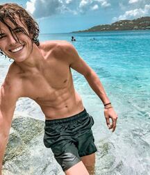 aqua twinks gay tube shirtless 3 5fad6ab6a6aa6.jpg