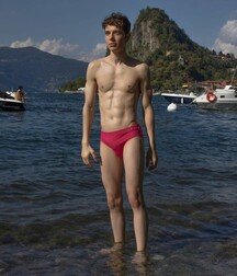 aqua twinks gay tube shirtless 3 5fad6ab9ded8b.jpg