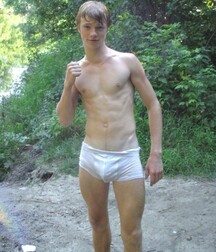 bulging twinks porn 5fc6e51e6e76e.jpg