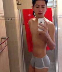 bulging twinks porn 5fc6e5290634b.jpg