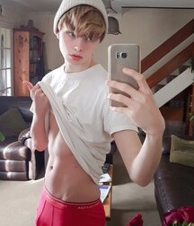 capped boys cute gay tube  5fd01ccbcf1db.jpg