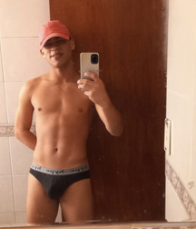 capped boys cute gay tube  5fd01cd18f408.jpg